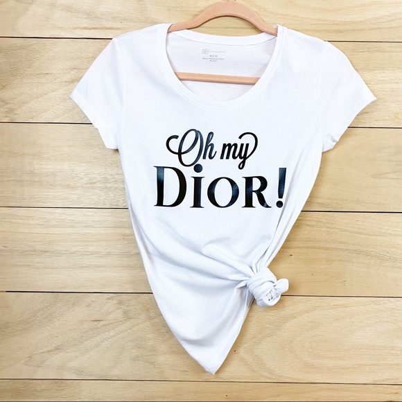 Meet your Posher, The Graceful Hanger - Picture 7 of 16